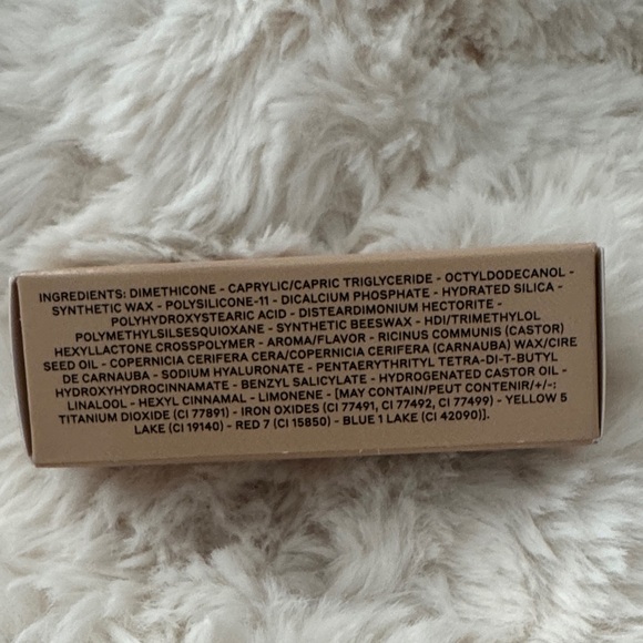 Burberry Kisses Matte Lip Colour - Matte Rose Crush NIB - Picture 2 of 6